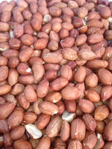 Peanuts 900g Loose