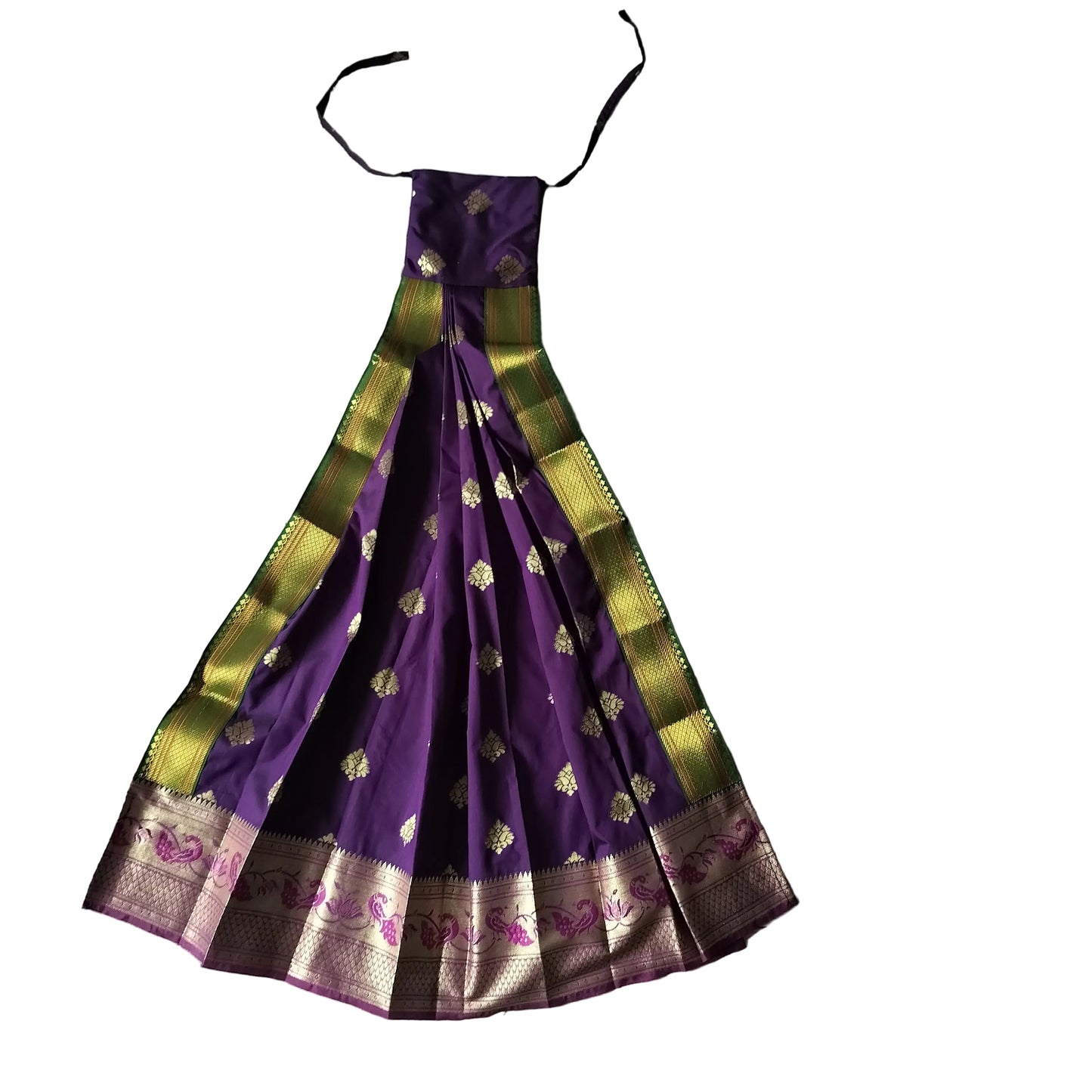 Pre-Stiched Gudhi/ Gudi 32"